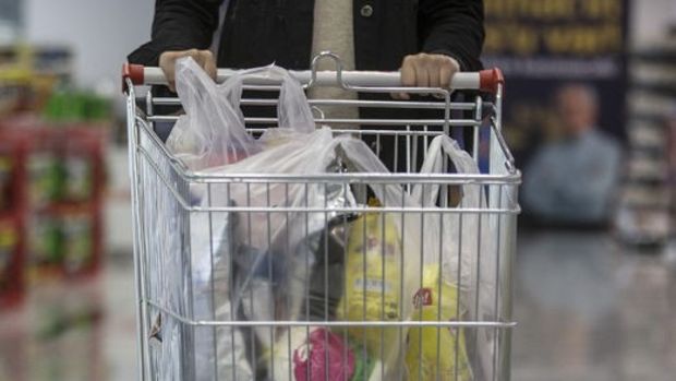 Ticaret Bakanı Bolat’ın çağrısına yerel zincir marketlerden destek