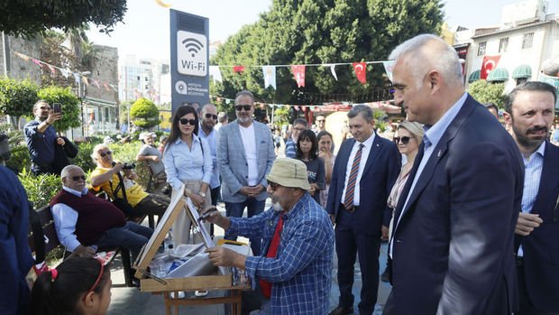 Antalya’ya gelen turist sayısı 15 milyonu geçti