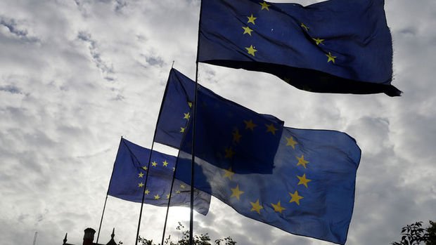 AB, dijital platform çalışanlarının haklarını genişletiyor