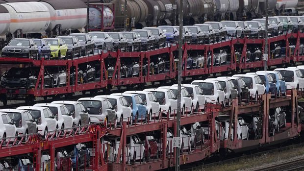 Almanya’da sanayi üretimi Nisan’dan bu yana ilk defa arttı