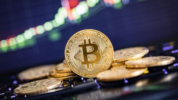 Bitcoin’de zirve sonrası sert düşüş