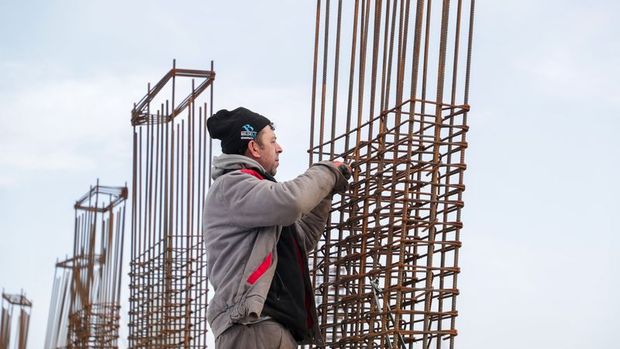 Eren: Türk bankalarına ait teminat mektuplarının kabulü sağlanmalı