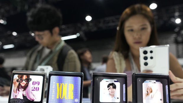 Akıllı telefon pazarı yapay zeka etkisiyle yüzde 6 büyüdü