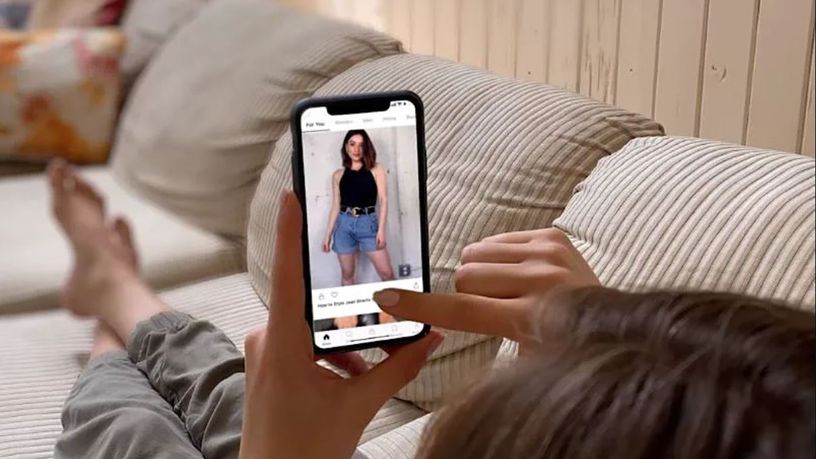 ABD’de tatil dönemi çevrimiçi satışlar mobil alışveriş öncülüğünde yüzde 9 arttı