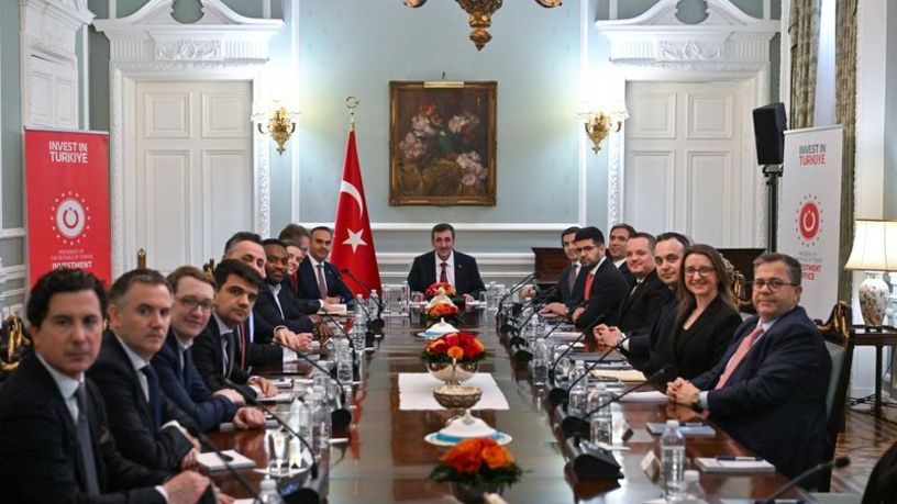 Cevdet Yılmaz Londra’da uluslararası yatırımcılarla bir araya geldi