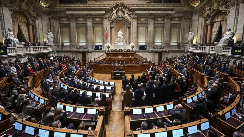 Portekiz’de güvenoyu alamayan hükümet düştü