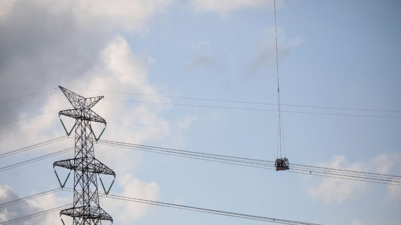 Elektriğe yüzde 25 zam geldi