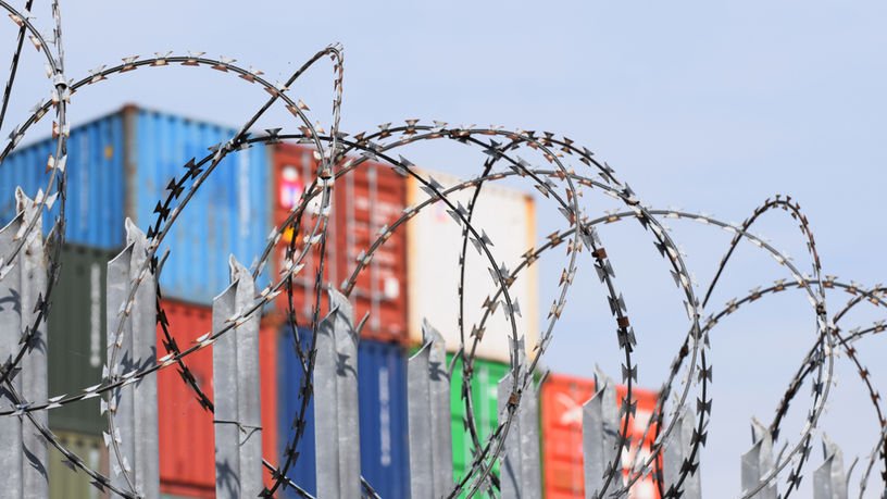 Trump, Çin’e uygulanan tarifeleri arttırmaya isteksiz