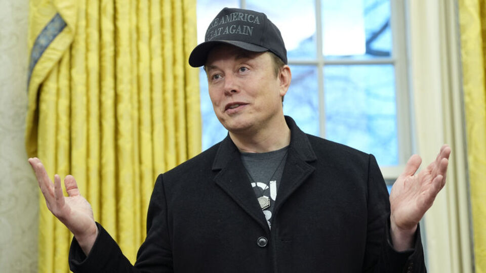 Elon Musk siyasi harcamalarını kısıyor