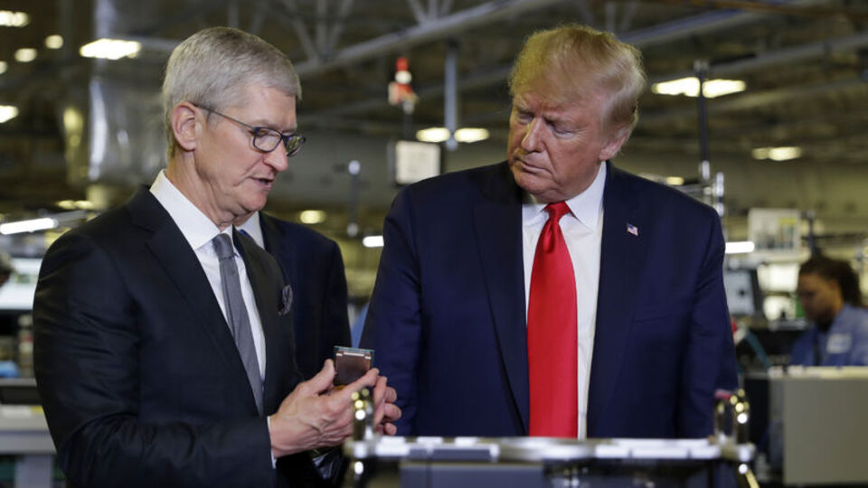 Trump, Apple’ın Hindistan’da üretmesini istemiyor