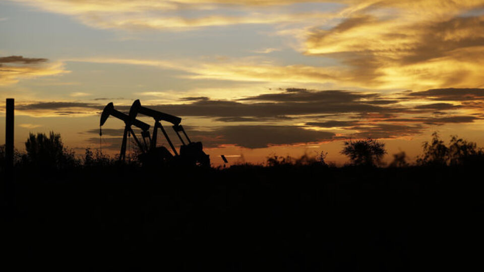 ABD ham petrol üretiminin önümüzdeki yıl azalacağı tahmin ediliyor
