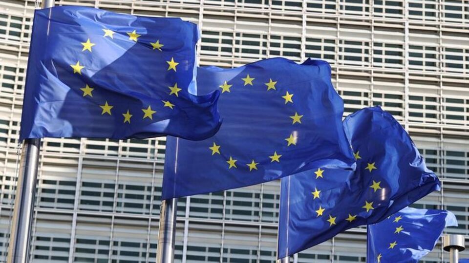 Euro Bölgesi’nde ekonomik güven tahminlerin aksine azaldı