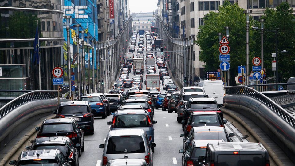 AB’de yeni otomobil satışları Haziran’da sert düştü