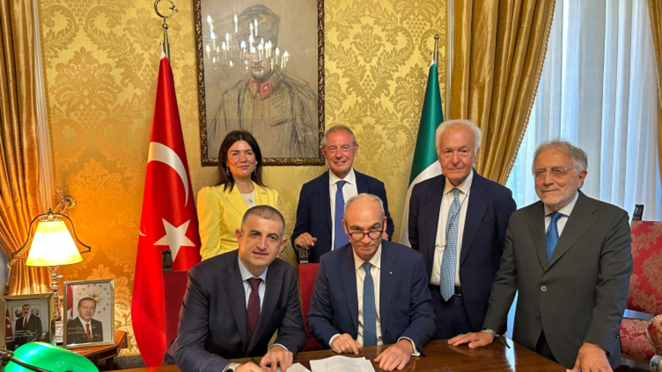 Baykar İtalyan havacılık şirketi Piaggioyu bünyesine kattı