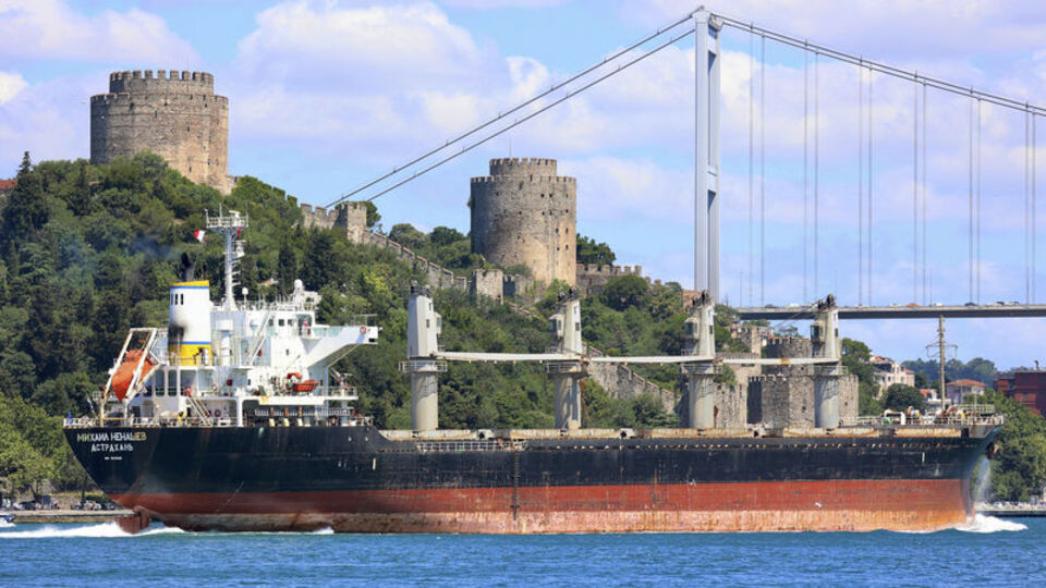 Dış ticaret açığı yılın ilk yarısında 50 milyar dolara yaklaştı