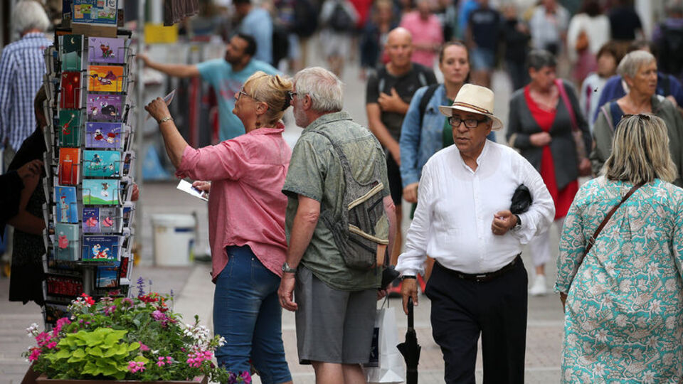 Fransa’da enflasyon AMB hedefinin altında kalmayı sürdürüyor