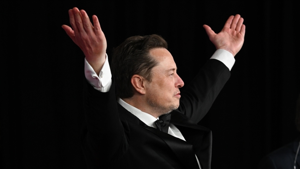 Musk’ın ‘yeni bir siyasi parti kurulsun mu?’ anketinden evet çıktı