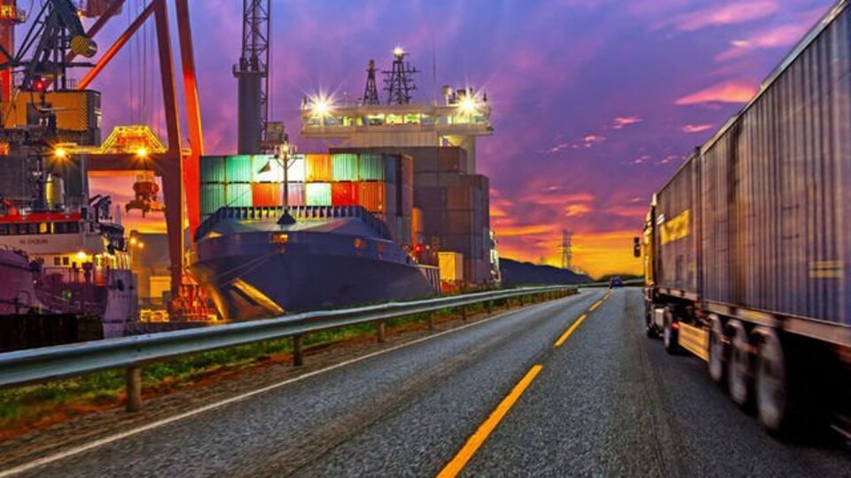 DTÖ, küresel ticaret için büyüme öngörüsünü yükseltti