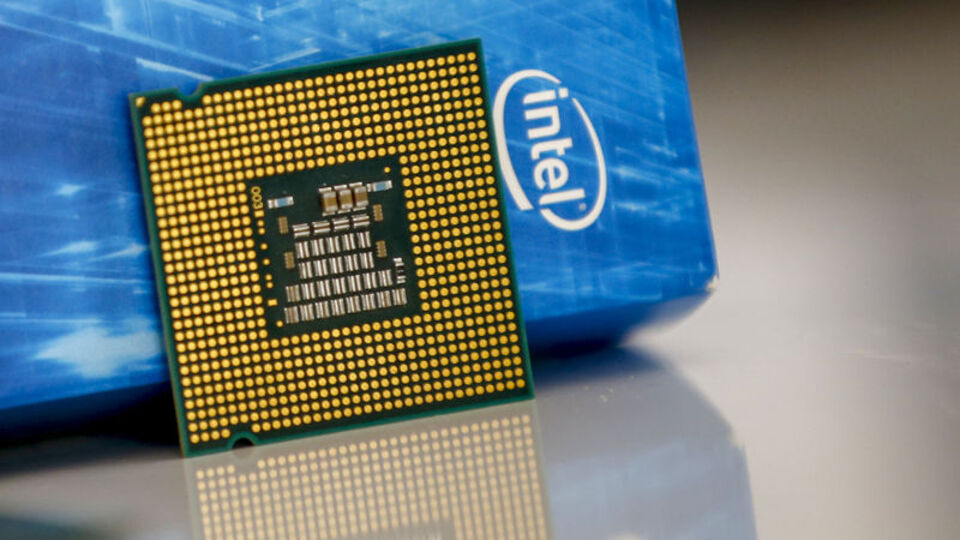 Trump yönetimi Intel’de hisse alımını değerlendiriyor