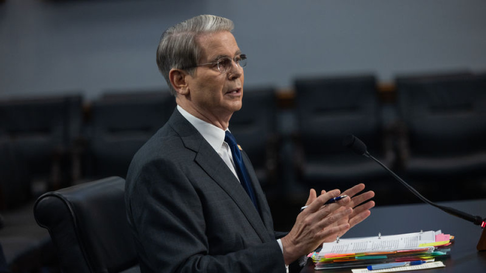 Bessent: İran hava yollarıyla iş yapanlar yaptırımla karşılaşabilir