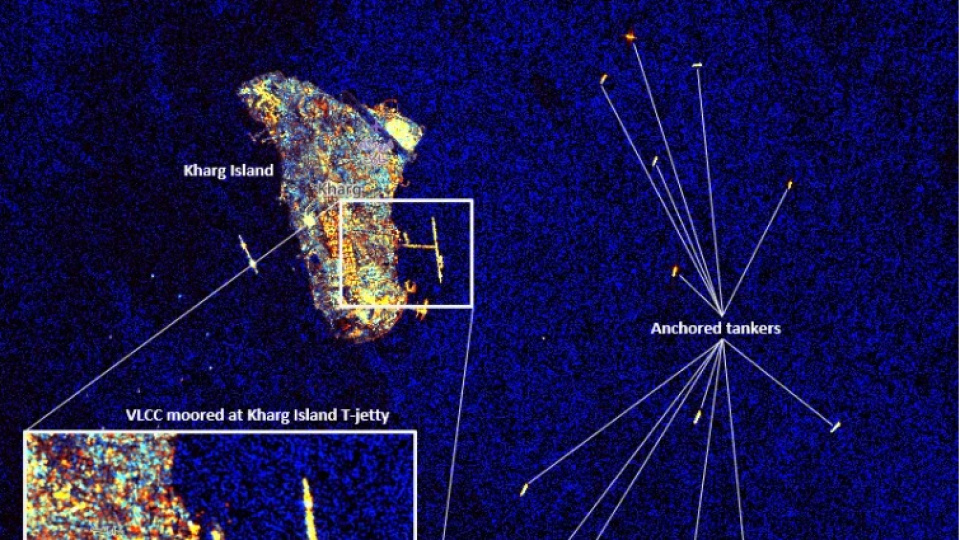 İran, ABD blokesine rağmen petrol yüklemeye devam ediyor