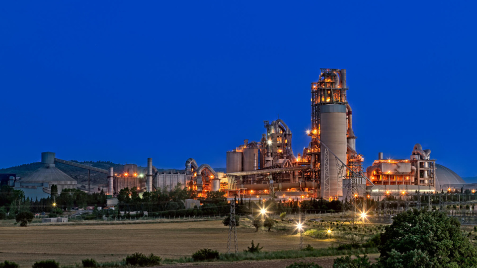 Sabancı, Akçansa’daki payını sattı