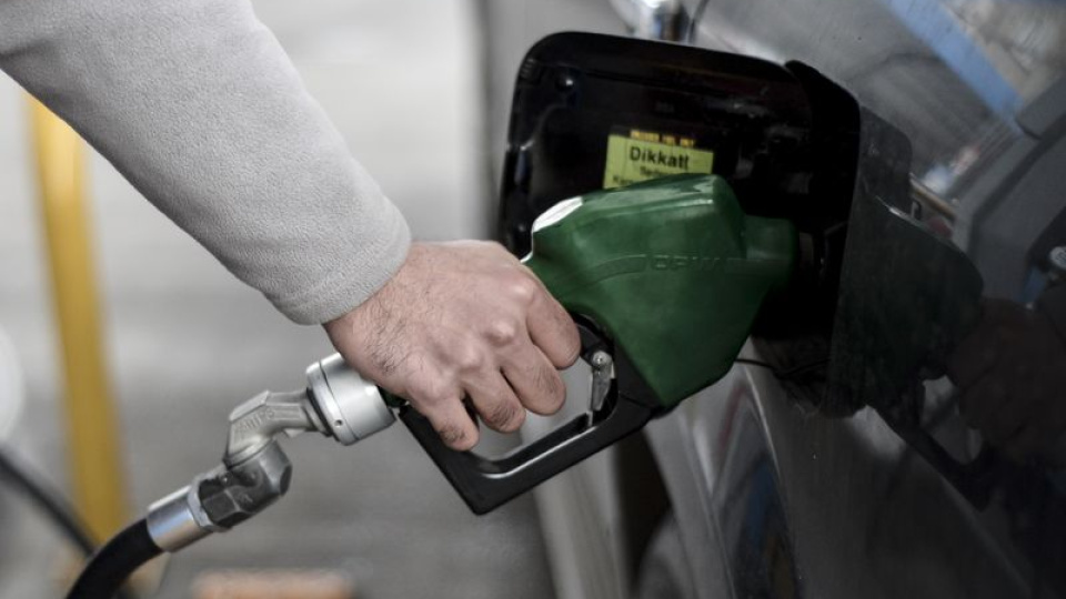 Benzine zam yapıldı