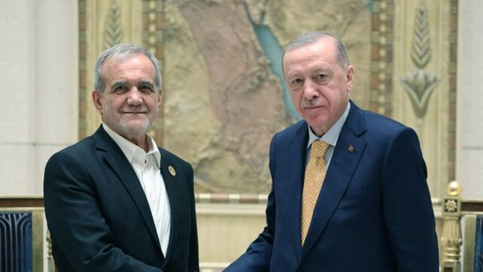 Erdoğan, Pezeşkiyan ile telefonda görüştü