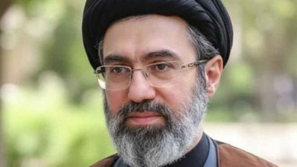 İran Dini Lideri Hamaney’den gerginlik yaratan uranyum çıkışı