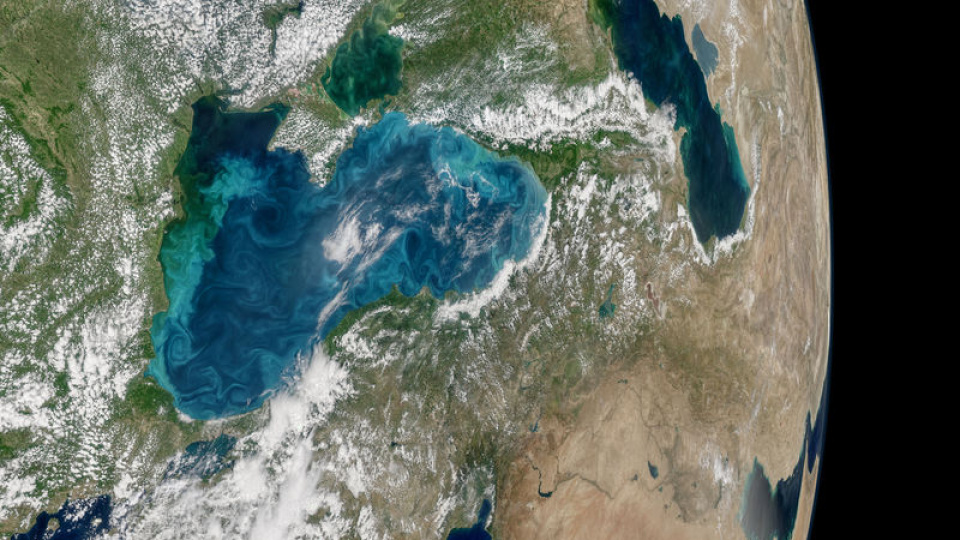Karadeniz’de üç tankere İHA saldırısı