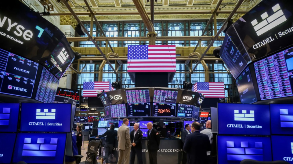 S&P 500 ve Nasdaq’tan son yılların en iyi aylık performansı