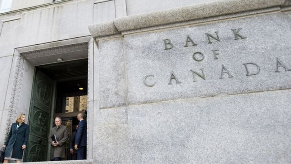BoC üst üste beşinci kez faizi sabit bıraktı