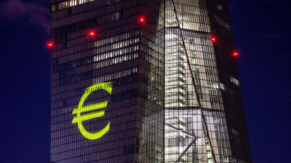 Euronun küresel rolünde ılımlı artış