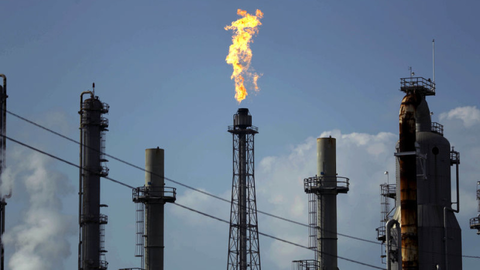 ExxonMobil ve Chevron’dan üç haneli kâr artışı
