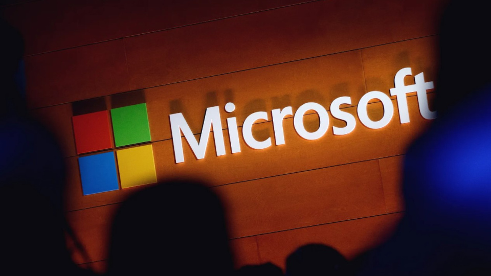 Microsoft, PowerPoint ve Bing’de OpenAI’ya veda ediyor