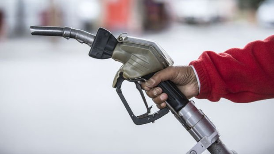 Benzine zam geldi