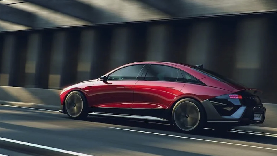 Hyundai, yenilenen IONIQ 6’yı Türkiye’de satışa sundu