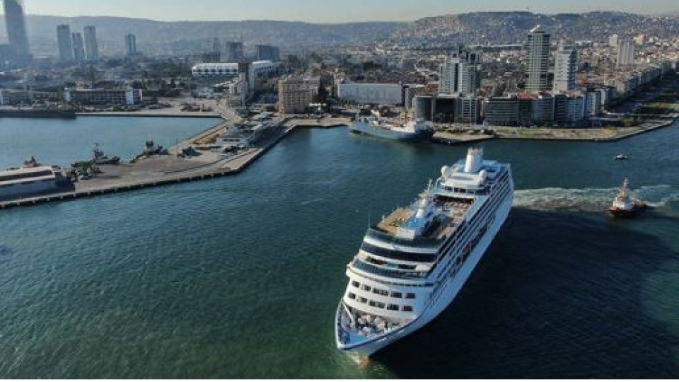 İzmir Limanı TVF’ye devredildi