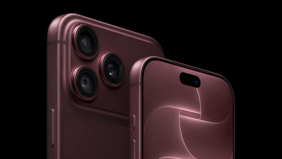 Apple yeni iPhone modellerini tanıttı