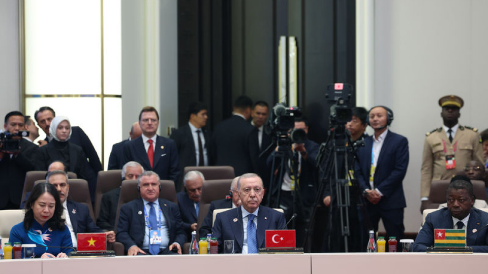 Erdoğan: Tüm dünyada barış için çalışmaya devam ediyoruz