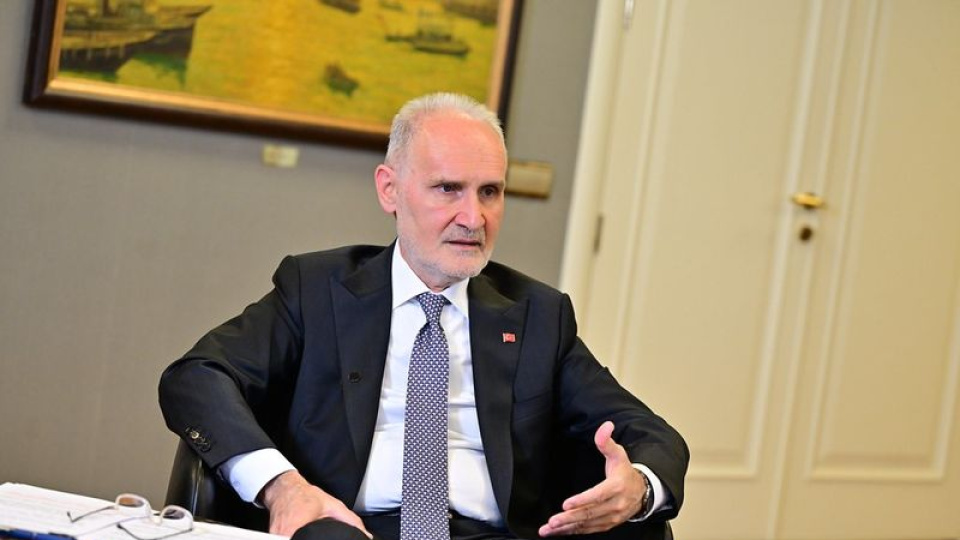 “Türkiye, enflasyonu düşürme ile sanayisini baskılama arasında ikilem yaşamamalı”