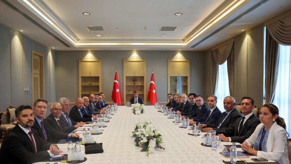Yılmaz’dan OVP toplantısı