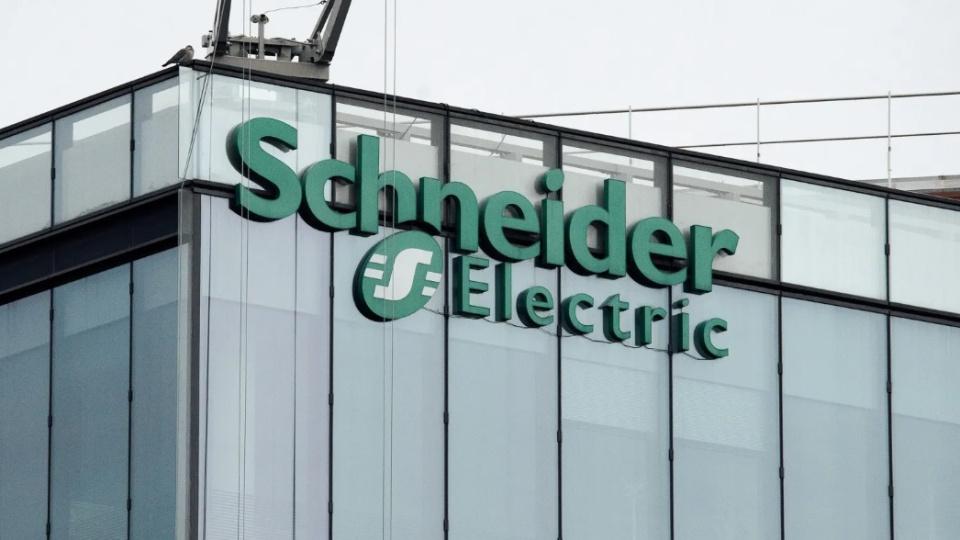 Schneider Electric, PTC’yi 22,6 milyar dolara satın alıyor