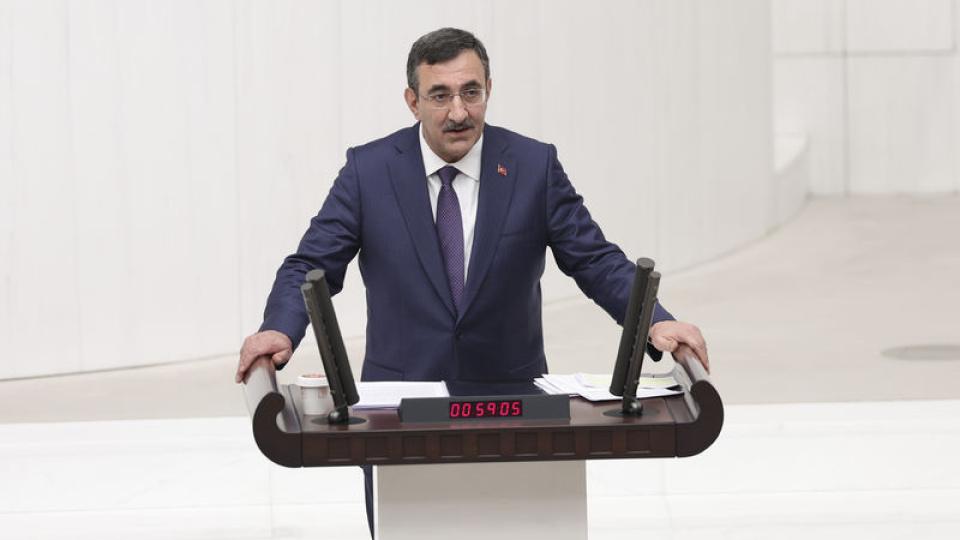 Yılmaz’dan fon ödemelerinde ‘Hazine’den kaynak kullanılmayacak’ açıklaması